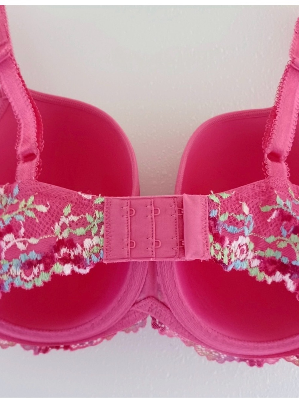 WACOAL Embrace Lace Contour T-Shirt Bra Sz 38C in Hot Pink/multi NEW - Picture 8 of 14